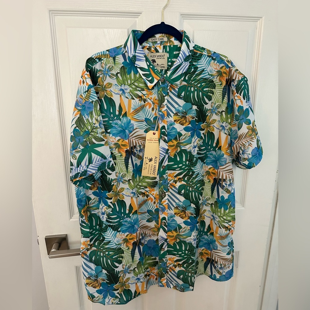 Men’s button down Hawaiian print Luau shirt XL